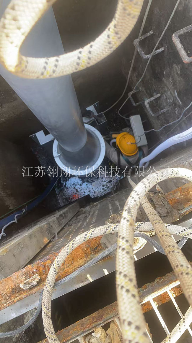 全自动垂直排渣装置